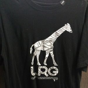 LRG TSHIRT